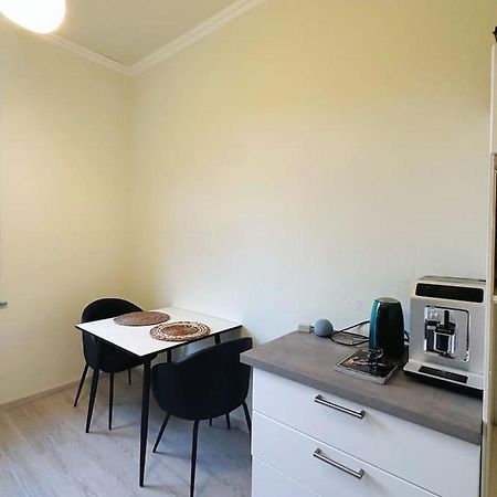 2 Schlafzimmer Waschenspuelmaschine Duisburg Exteriör bild