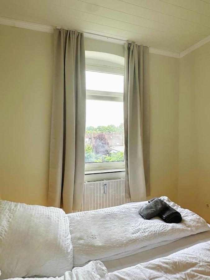 2 Schlafzimmer Waschenspuelmaschine Duisburg Exteriör bild