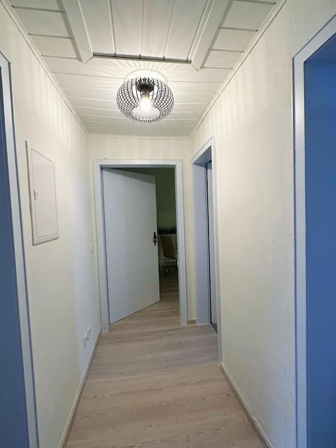 2 Schlafzimmer Waschenspuelmaschine Duisburg Exteriör bild