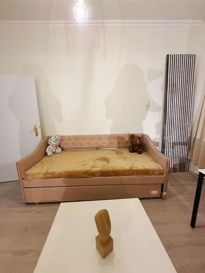 2 Schlafzimmer Waschenspuelmaschine Duisburg Exteriör bild