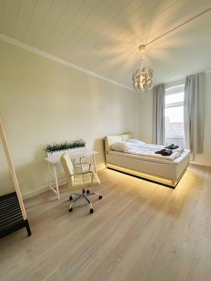 2 Schlafzimmer Waschenspuelmaschine Duisburg Exteriör bild